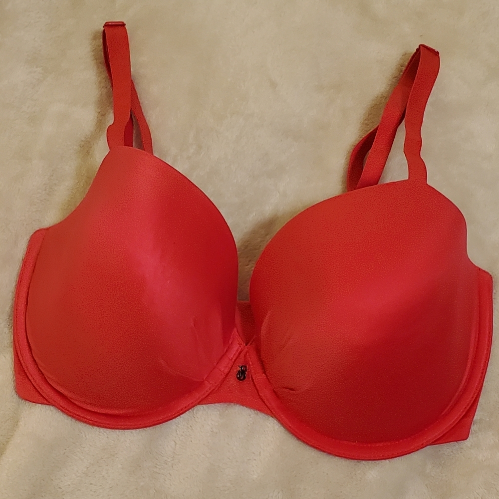 Victoria Secret Red Fabulous Bra